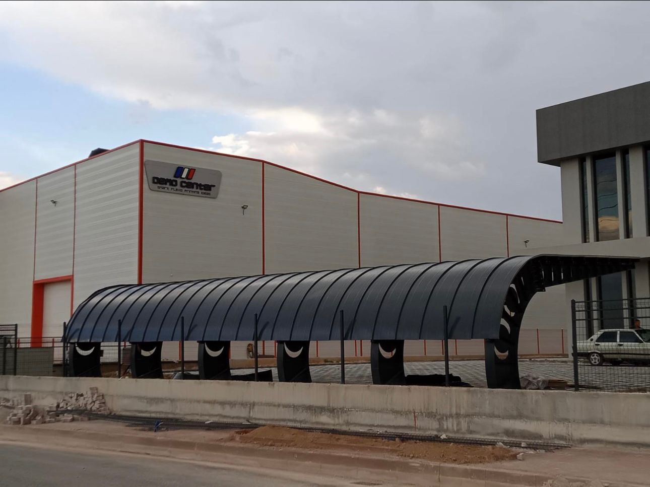 Metal kenet çatı kaplama